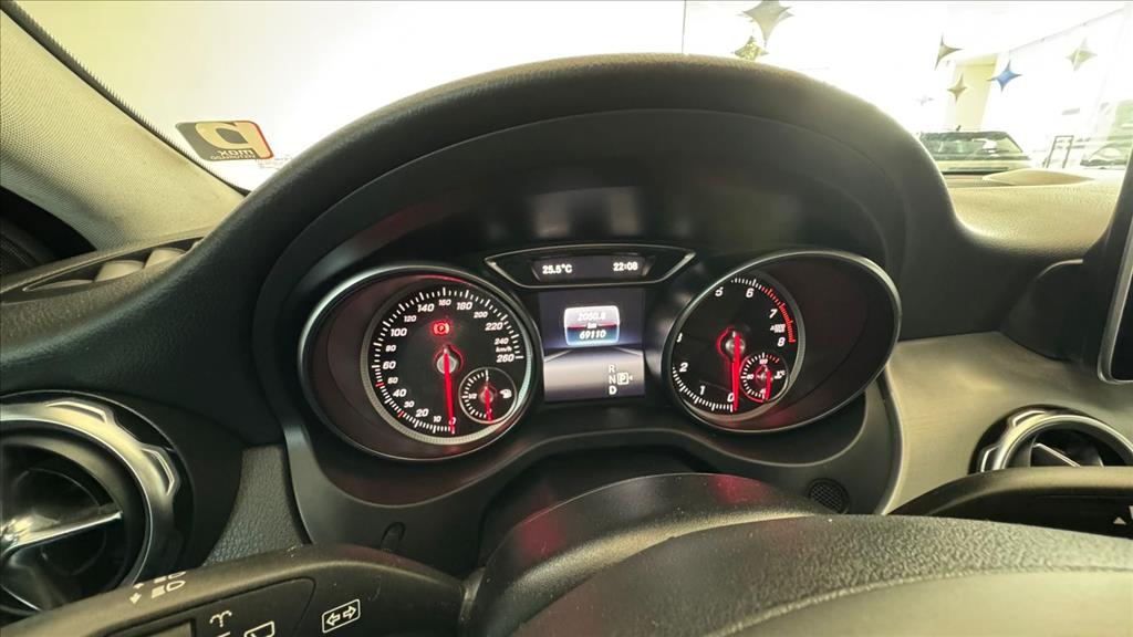 GLA 200 1.6 CGI FLEX ADVANCE 7G-DCT15