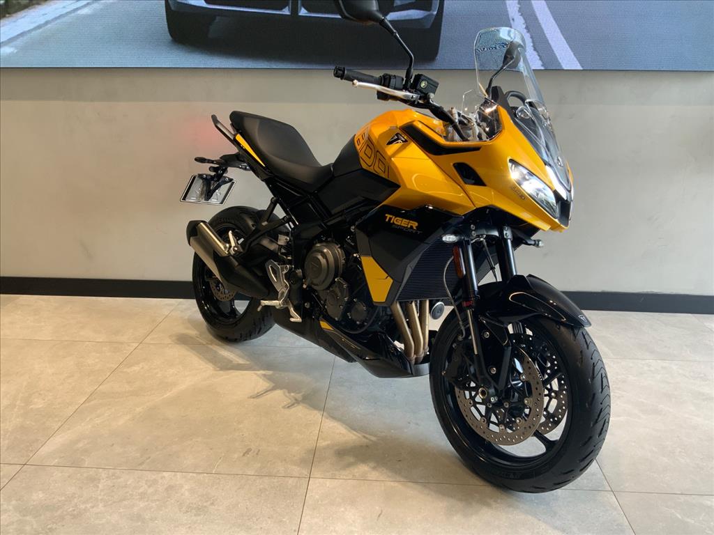 TRIUMPH-TIGER-800 SPORT