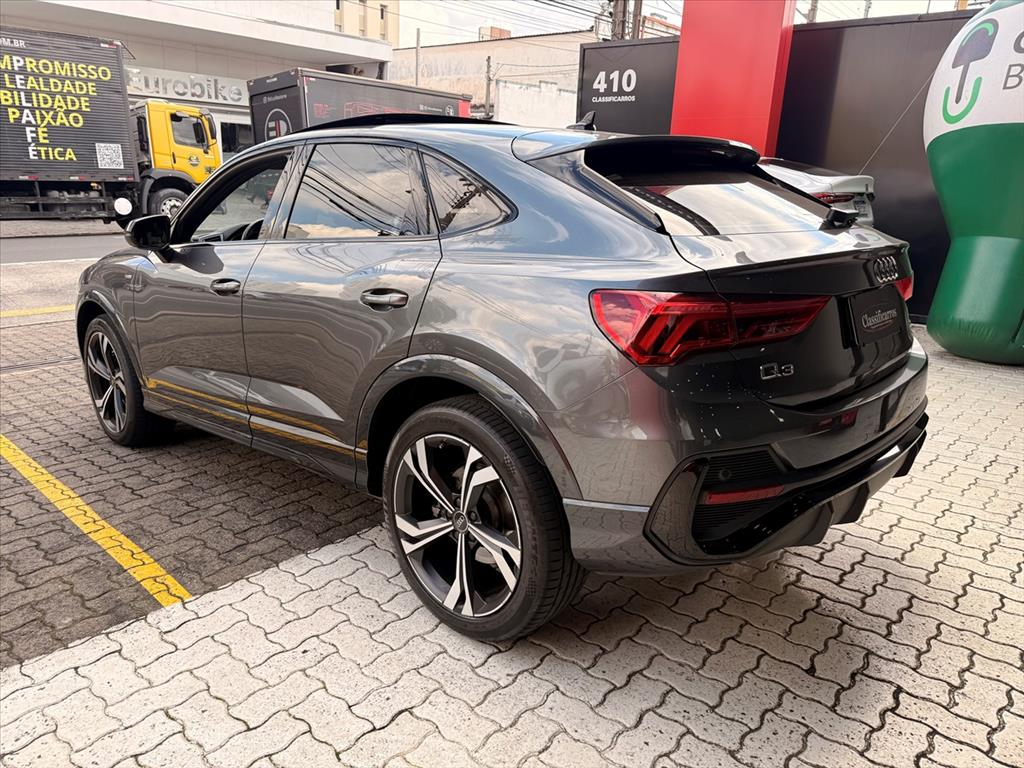 Audi Q3 - 2.0 40 TFSI GASOLINA SPORTBACK PERFORMANCE BLACK QUATTRO TIPTRONIC