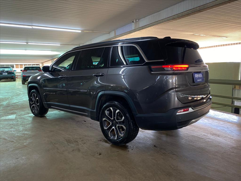 COMMANDER 1.3 T270 TURBO FLEX LIMITED AT62