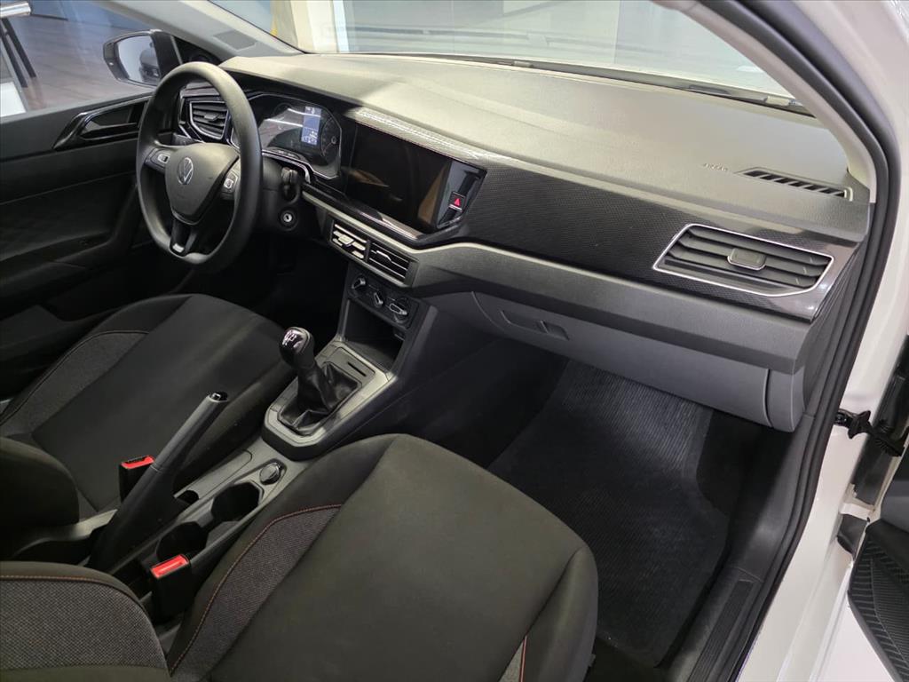 POLO 1.0 MPI TRACK MANUAL9