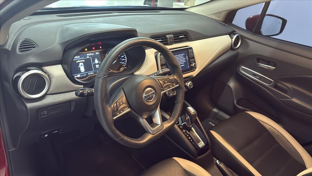 VERSA 1.6 16V FLEX EXCLUSIVE XTRONIC8