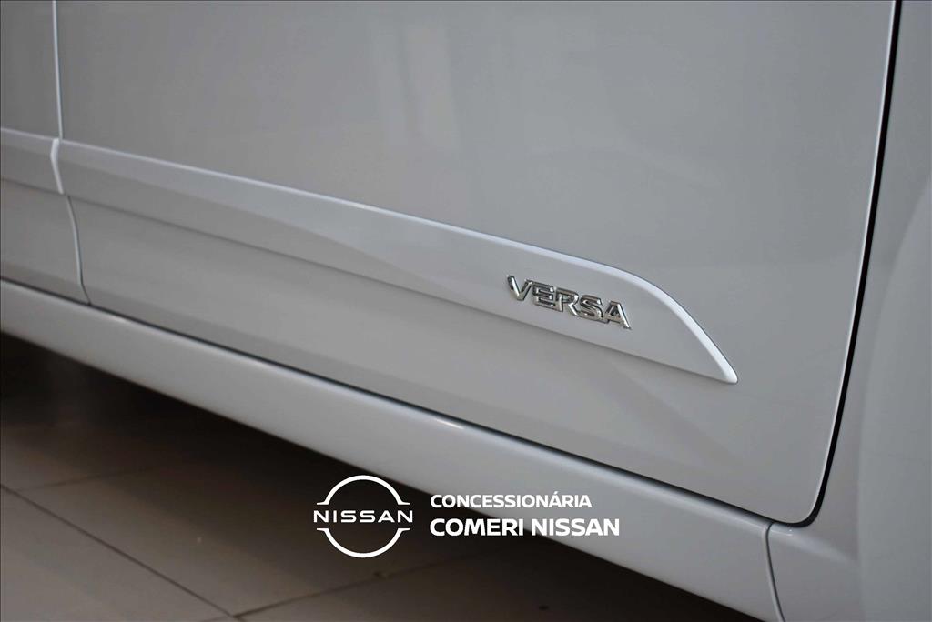 VERSA 1.6 16V FLEX EXCLUSIVE XTRONIC