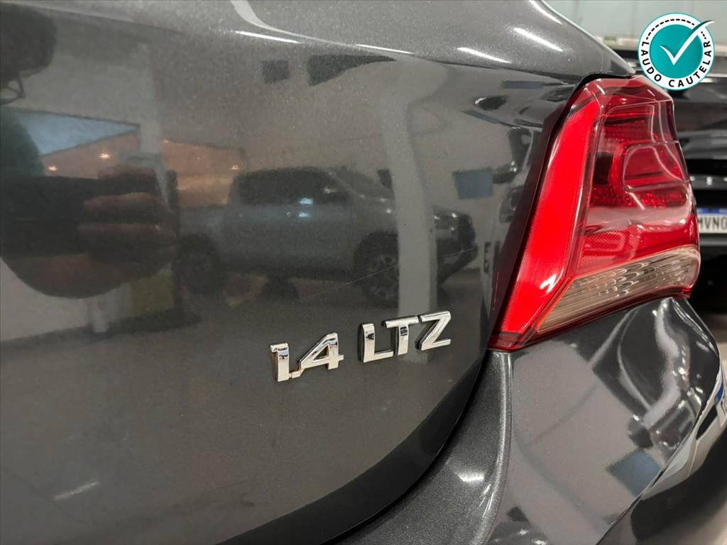 ONIX 1.4 MPFI LTZ 8V FLEX 4P MANUAL12