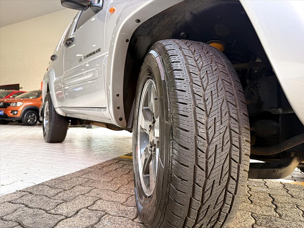 Jeep Cherokee - 3.7 SPORT 4X4 V6 12V GASOLINA 4P AUTOMÁTICO