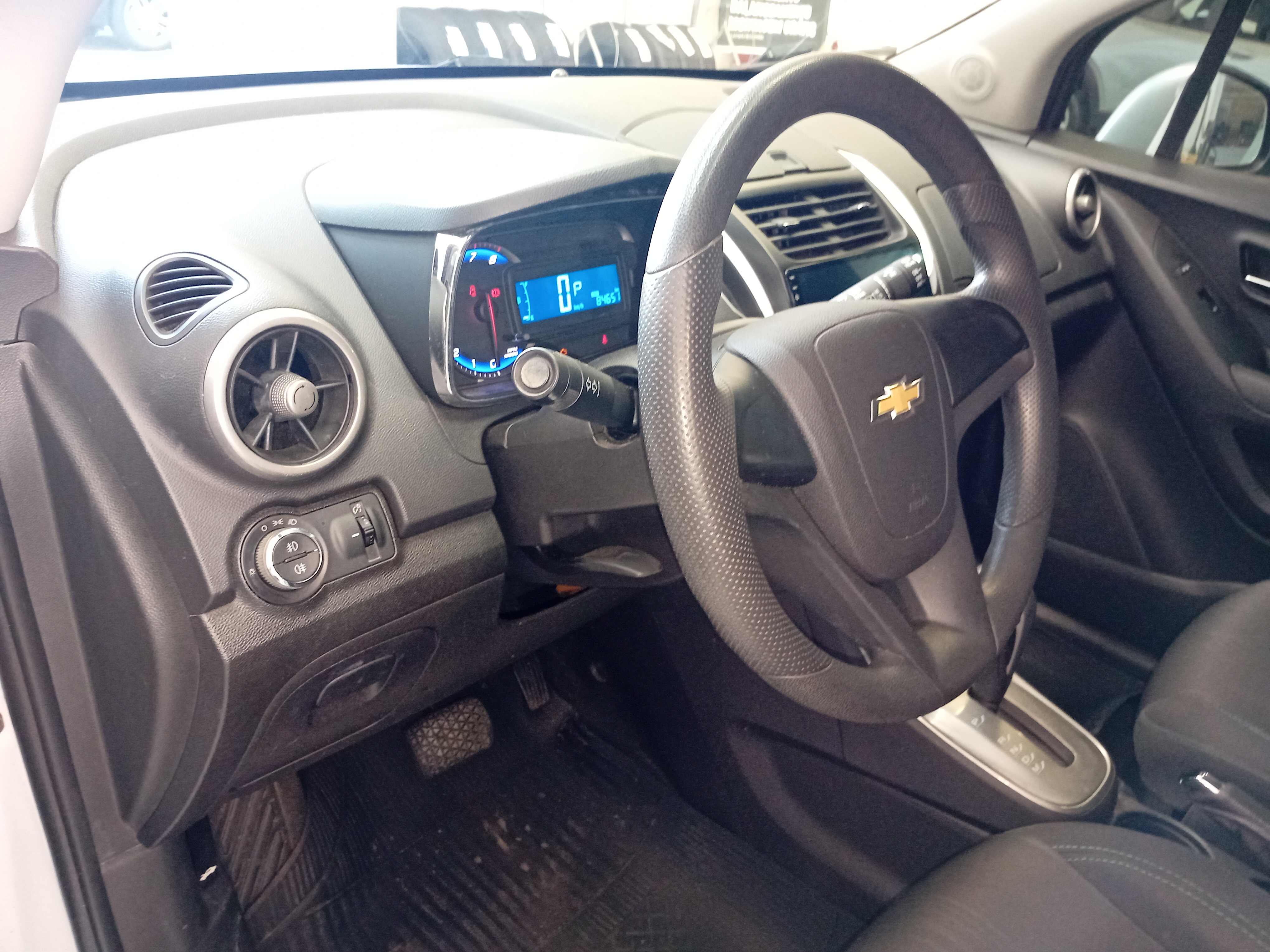 TRACKER 1.8 MPFI LT 4X2 16V FLEX 4P AUTOMÁTICO4