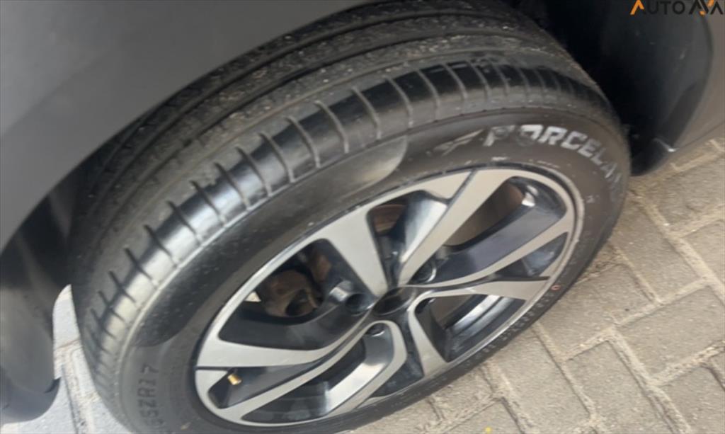 Citroën-C4 CACTUS-1.6 THP FLEX SHINE EAT6