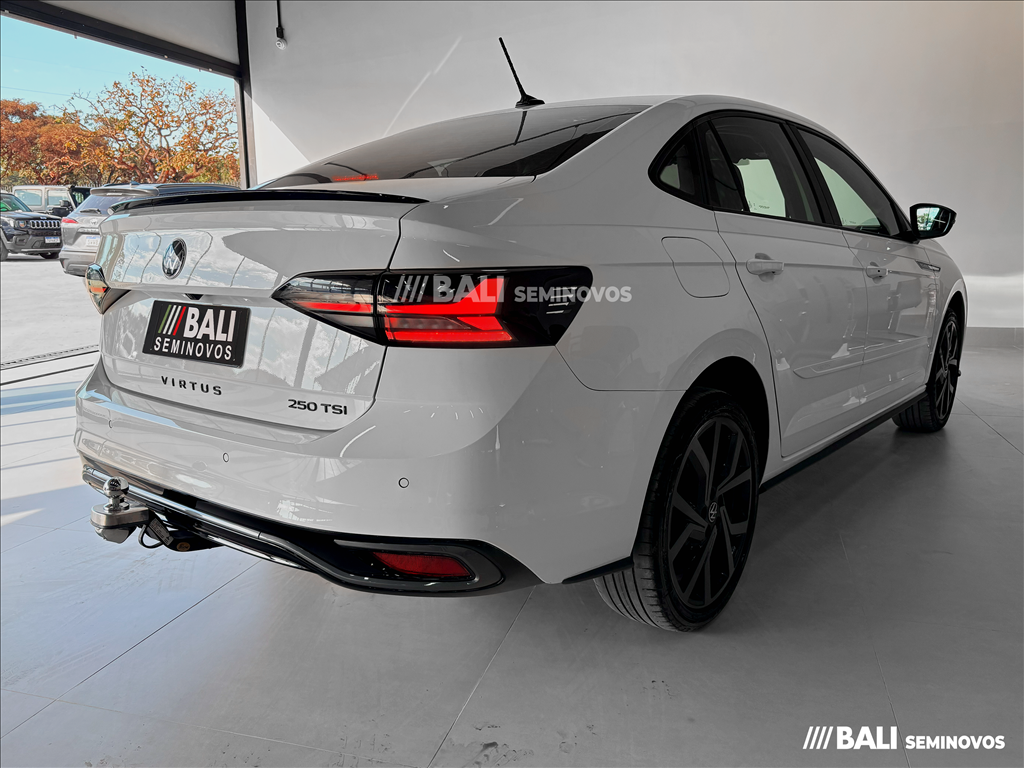 VIRTUS 1.4 250 TSI EXCLUSIVE AUTOMÁTICO4