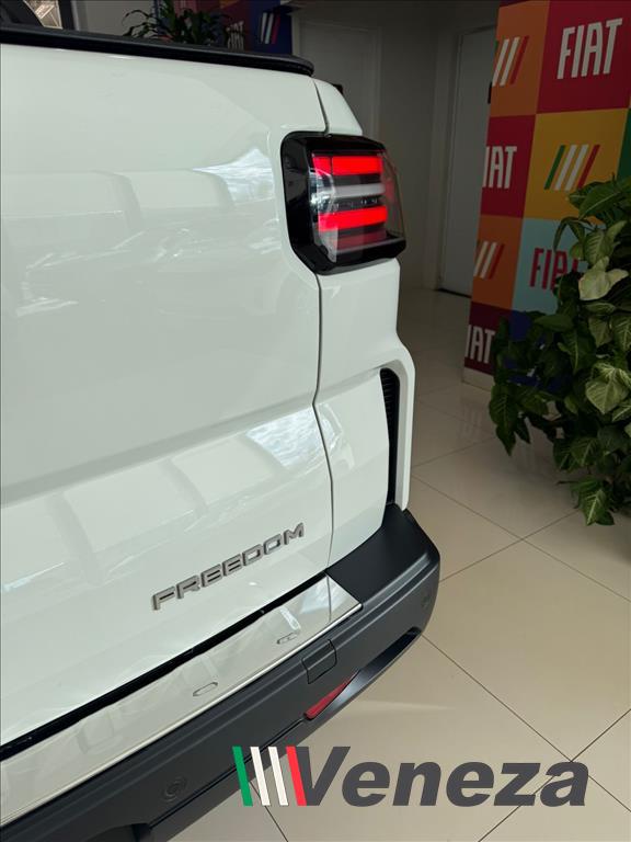 TORO 1.3 TURBO 270 FLEX FREEDOM AT610