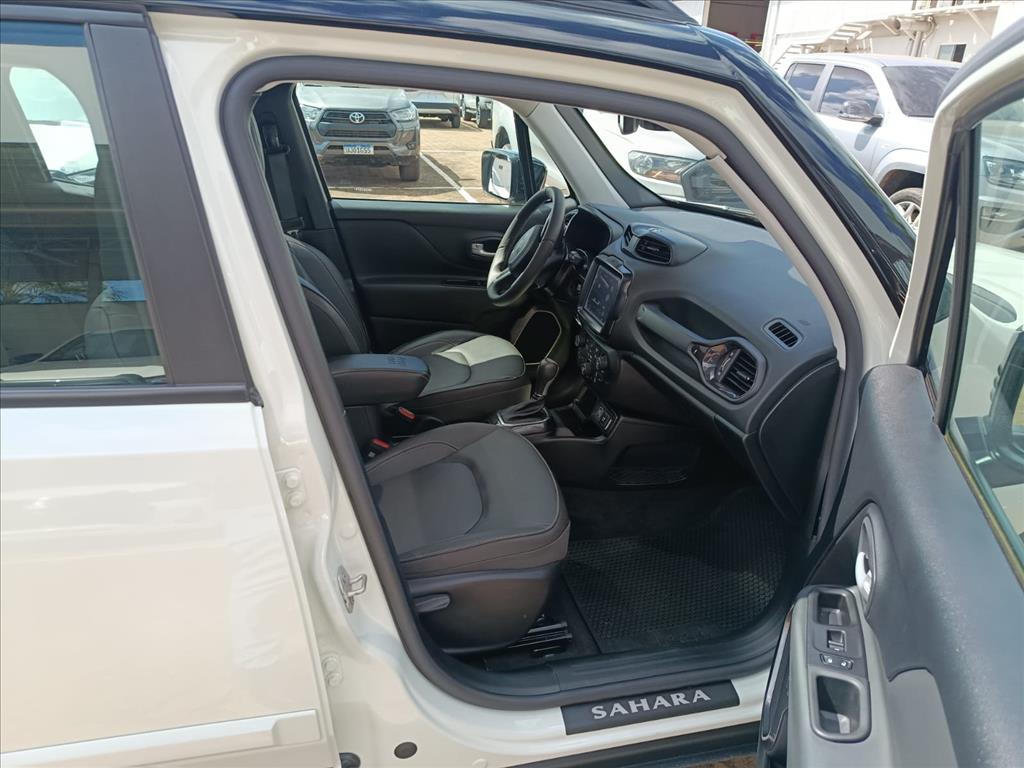 RENEGADE 1.3 T270 TURBO FLEX SAHARA AT68