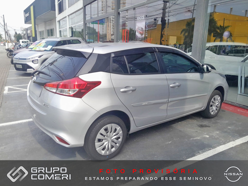 YARIS 1.5 16V FLEX XL MULTIDRIVE1