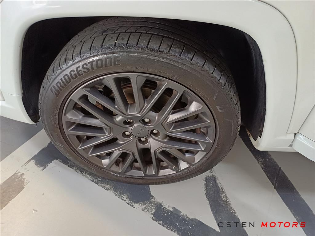 Jeep-COMPASS-1.3 T270 TURBO FLEX LIMITED AT6