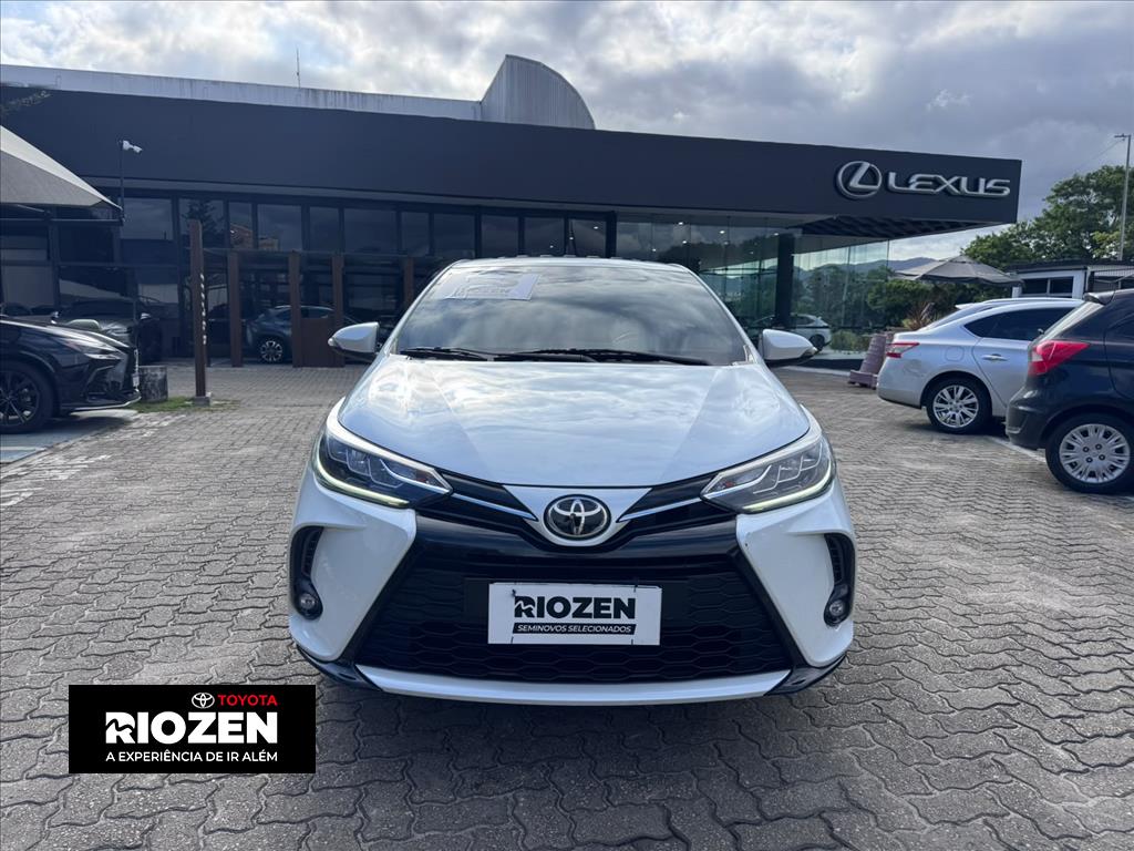 YARIS 1.5 16V FLEX XLS CONNECT MULTIDRIVE10