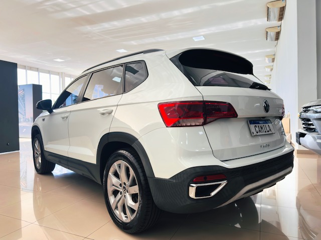 TAOS 1.4 250 TSI TOTAL FLEX COMFORTLINE AUTOMÁTICO5