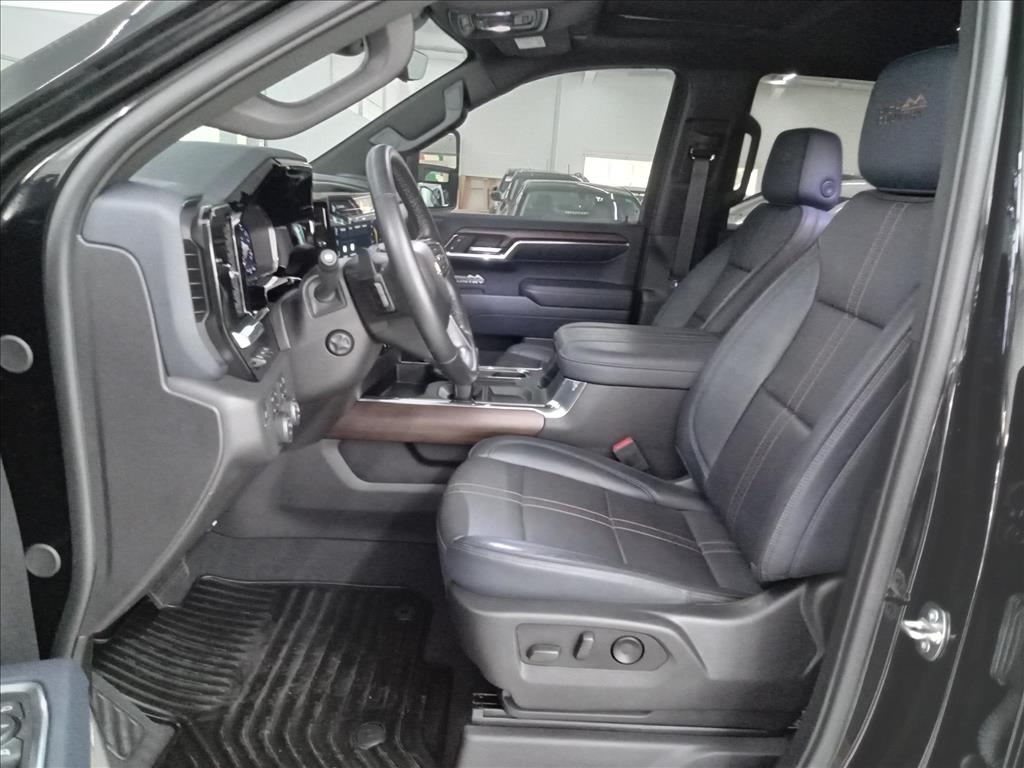 SILVERADO 5.3 V8 GASOLINA 1500 HIGH COUNTRY 4X4 AUTOMÁTICO7