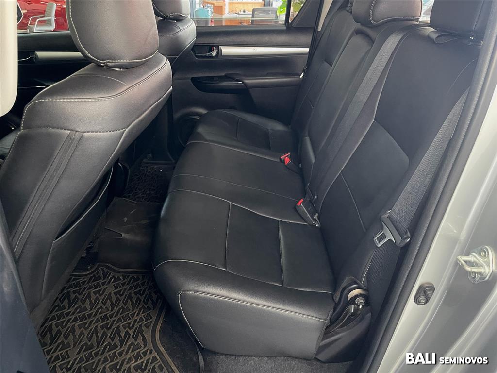 HILUX 2.7 VVT-i FLEX CD SR 4X2 AUTOMÁTICO17