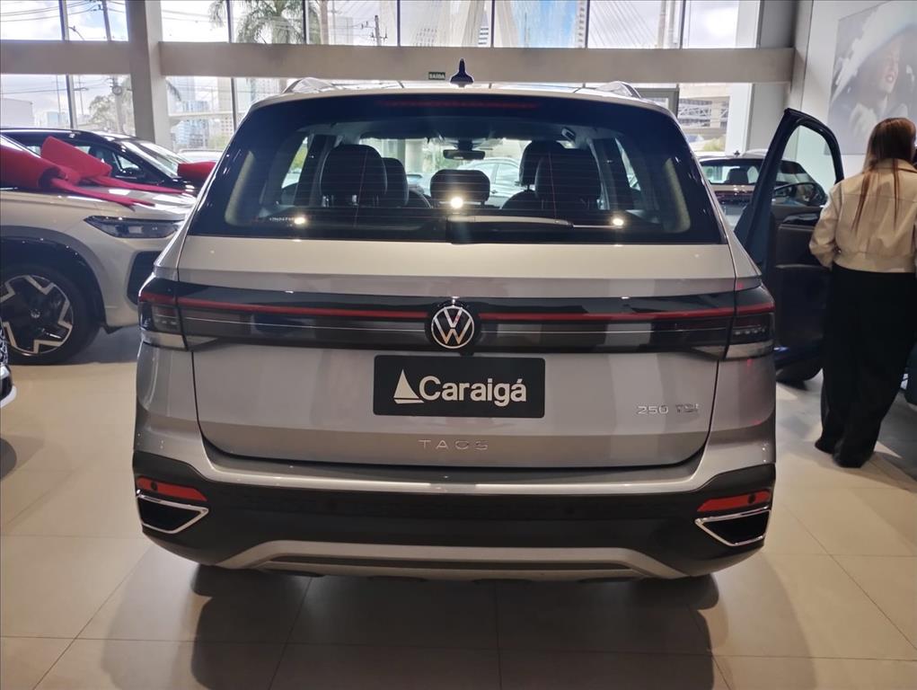 TAOS 1.4 250 TSI TOTAL FLEX HIGHLINE AUTOMÁTICO4