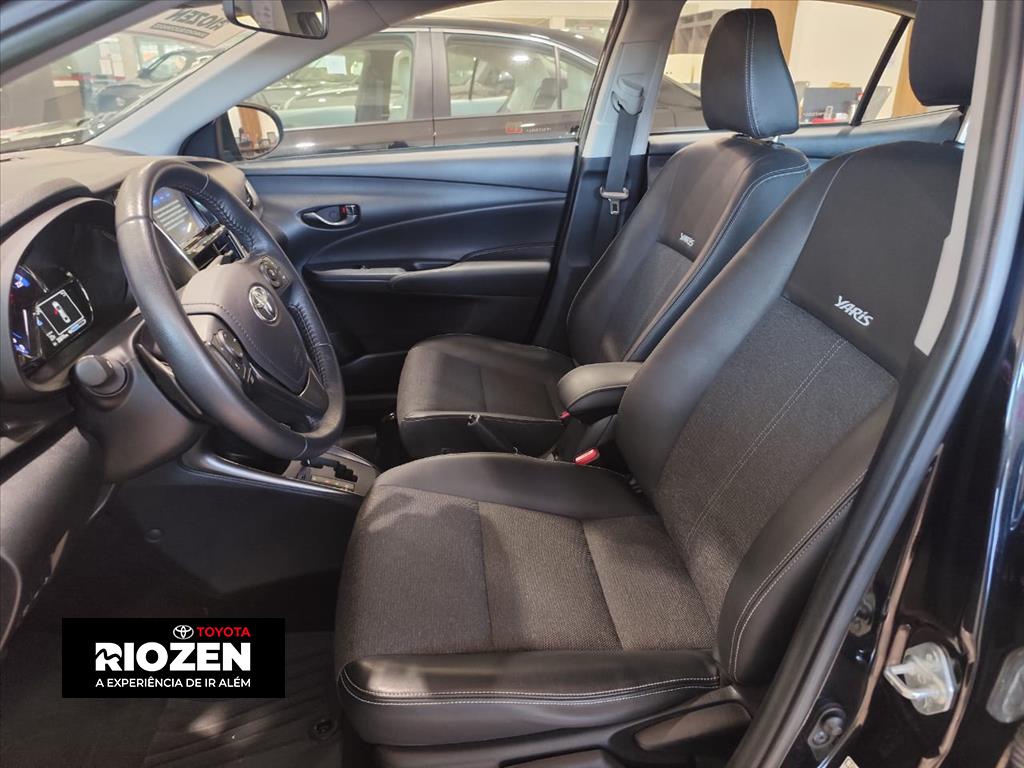 YARIS 1.5 16V FLEX SEDAN XS CONNECT MULTIDRIVE7