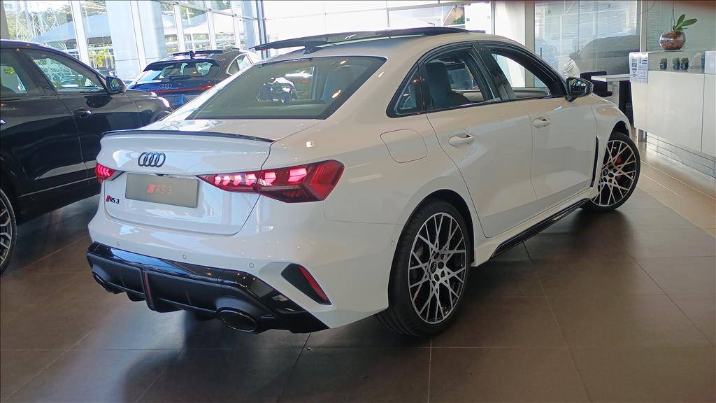 RS3 2.5 TFSI GASOLINA SEDAN QUATTRO S-TRONIC15
