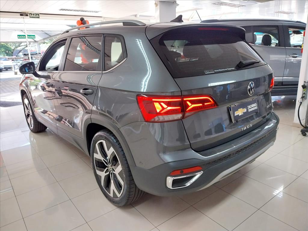TAOS 1.4 250 TSI TOTAL FLEX HIGHLINE AUTOMÁTICO