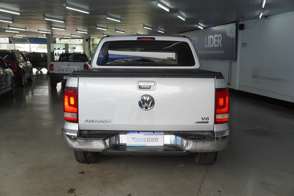 AMAROK 3.0 V6 TDI DIESEL HIGHLINE CD 4MOTION AUTOMÁTICO4