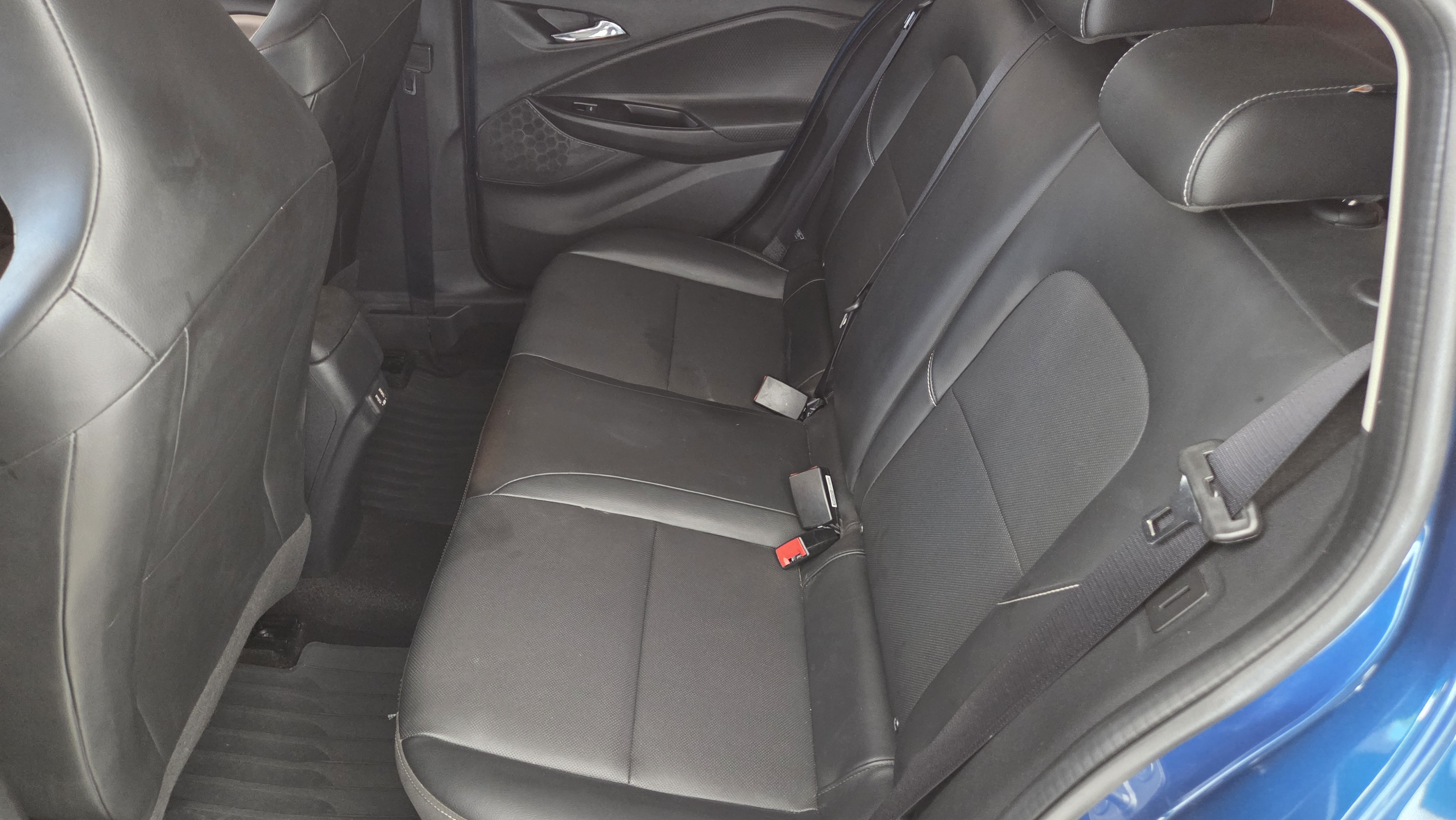 GM - Chevrolet-ONIX-1.0 TURBO FLEX PREMIER AUTOMÁTICO