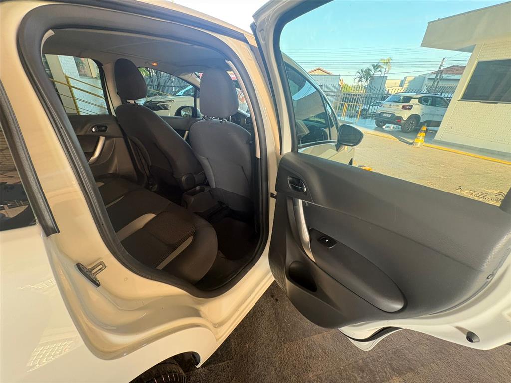 C3 1.6 TENDANCE 16V FLEX 4P AUTOMÁTICO17