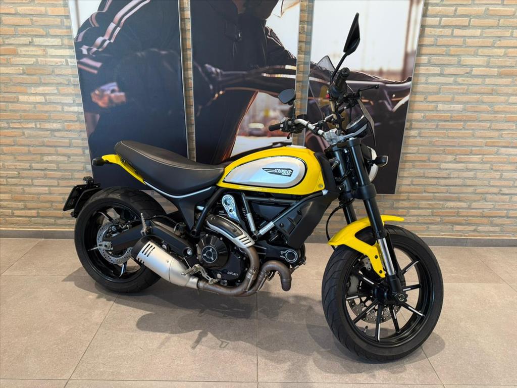 DUCATI-SCRAMBLER-ICON