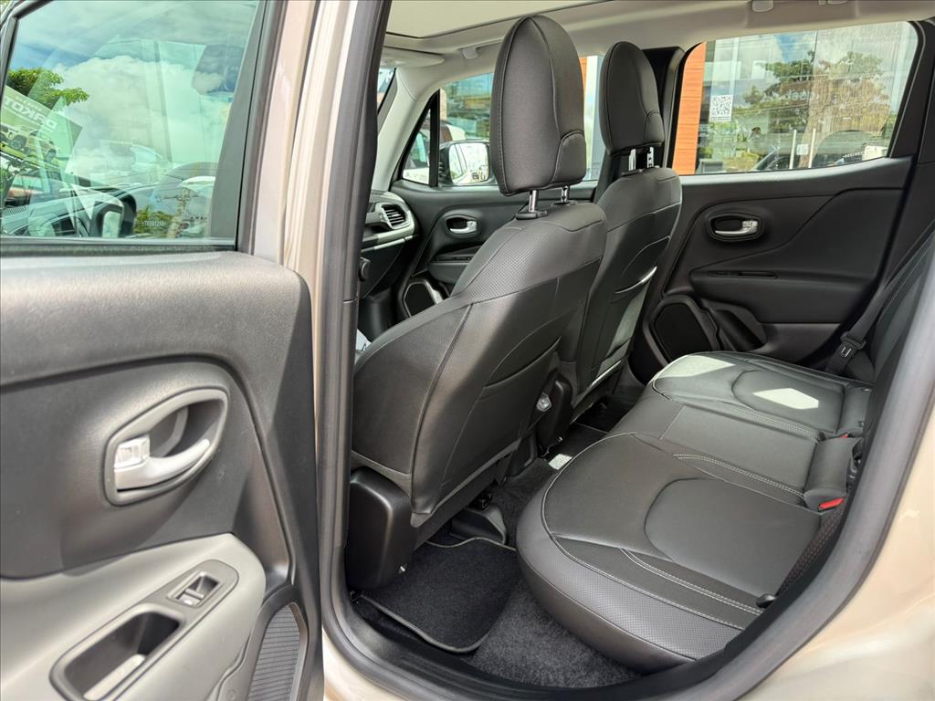 Jeep-RENEGADE-1.3 T270 TURBO FLEX SAHARA AT6