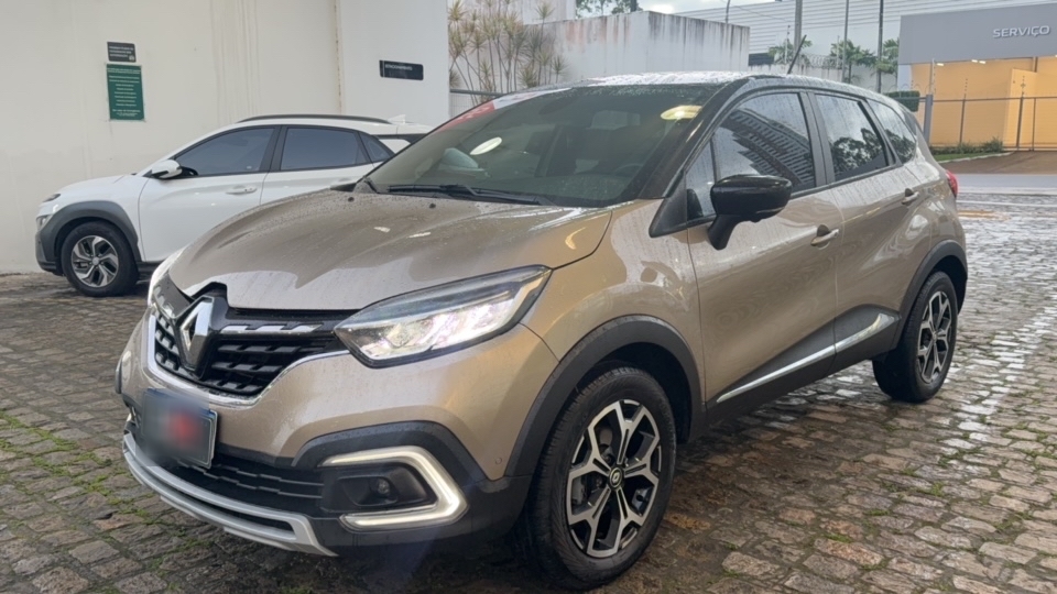 Renault-CAPTUR-1.3 TCE FLEX ICONIC X-TRONIC
