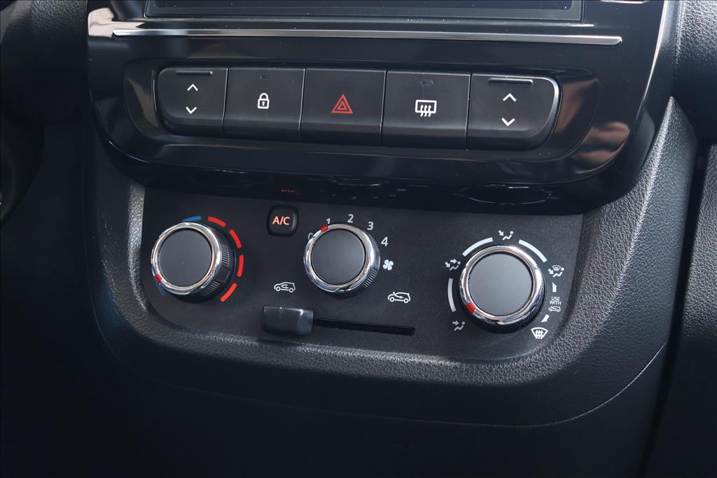 RENAULT KWID 1.0 12V SCE FLEX OUTSIDER MANUAL