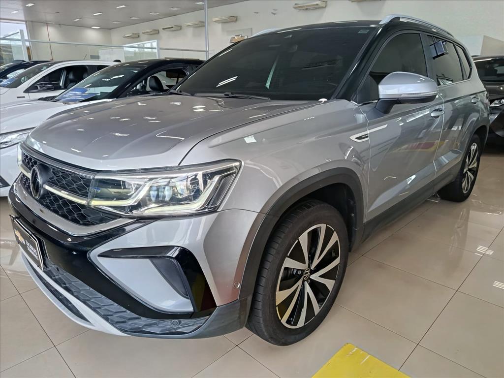 TAOS 1.4 250 TSI TOTAL FLEX HIGHLINE AUTOMÁTICO1