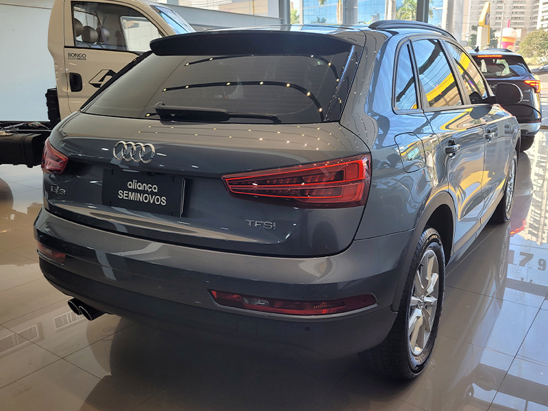 Q3 1.4 TFSI AMBIENTE FLEX 4P S TRONIC3