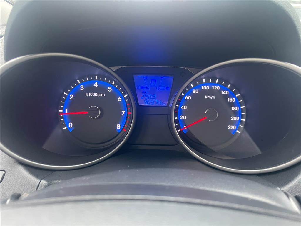 Hyundai-IX35-2.0 MPFI GL 16V FLEX 4P AUTOMÁTICO