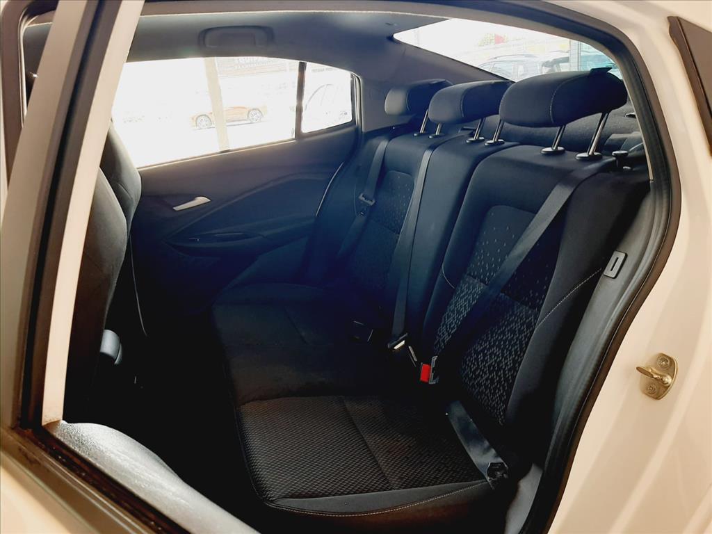 ONIX PLUS 1.0 TURBO FLEX LT AUTOMÁTICO9