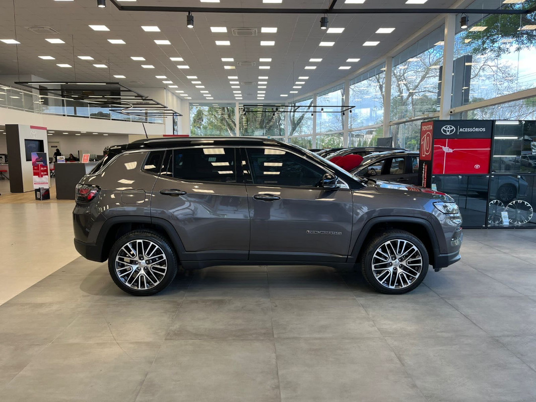 COMPASS 1.3 T270 TURBO FLEX LIMITED AT6