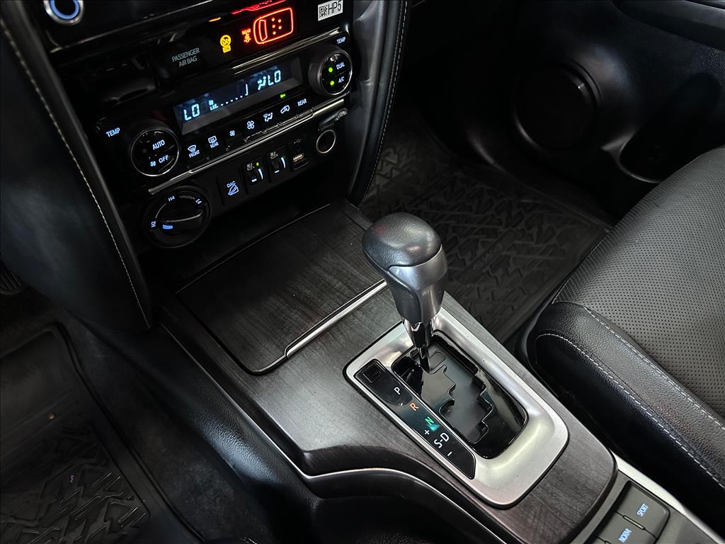 HILUX SW4 2.8 D-4D TURBO DIESEL SRX 4X4 AUTOMÁTICO10