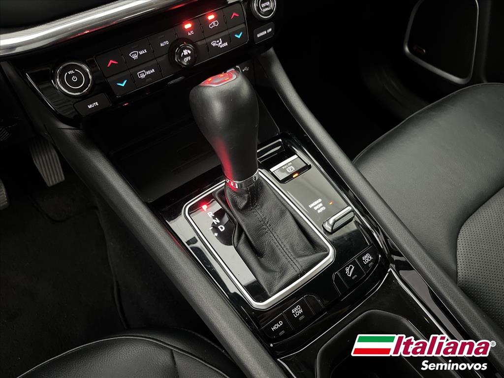 COMPASS 2.0 TD350 TURBO DIESEL LIMITED AT911