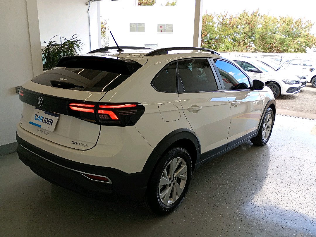 NIVUS 1.0 200 TSI TOTAL FLEX COMFORTLINE AUTOMÁTICO12