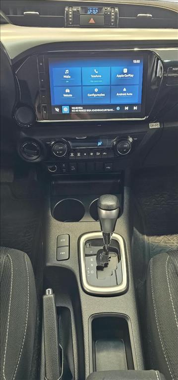 HILUX 2.8 D-4D TURBO DIESEL CD SR 4X4 AUTOMÁTICO12