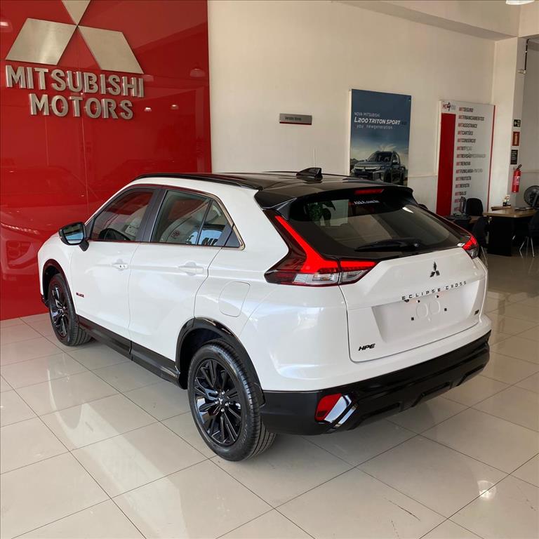 Mitsubishi-ECLIPSE CROSS-1.5 MIVEC TURBO GASOLINA HPE BLACK CVT