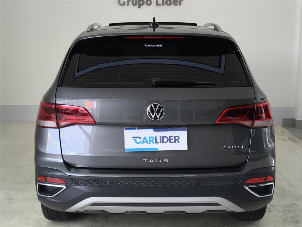 TAOS 1.4 250 TSI TOTAL FLEX HIGHLINE AUTOMÁTICO9