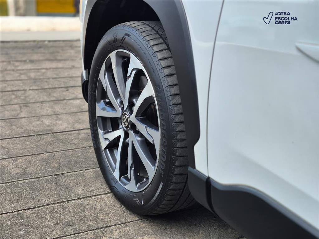 Toyota COROLLA CROSS 2023