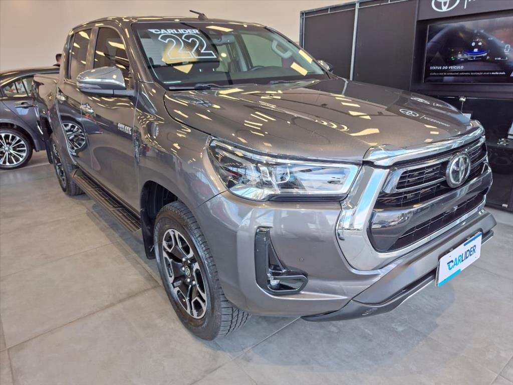 HILUX 2.8 D-4D TURBO DIESEL CD SRX 4X4 AUTOMÁTICO1