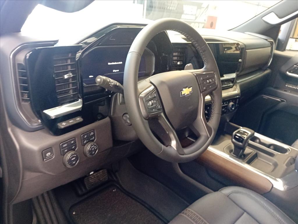 SILVERADO 5.3 V8 GASOLINA 1500 HIGH COUNTRY 4X4 AUTOMÁTICO