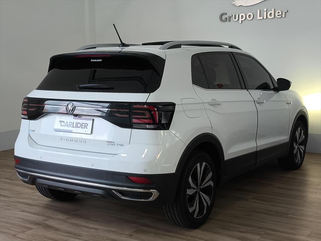 T-CROSS 1.4 250 TSI TOTAL FLEX HIGHLINE AUTOMÁTICO14
