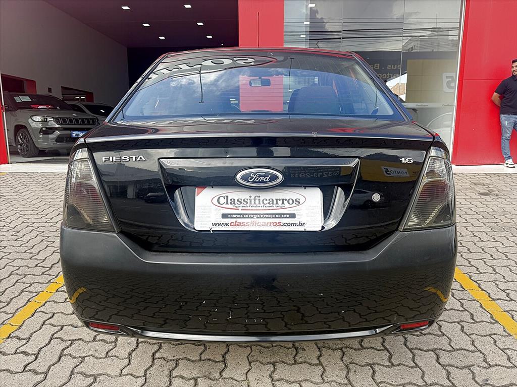 Ford Fiesta - 1.6 MPI SEDAN 8V FLEX 4P MANUAL