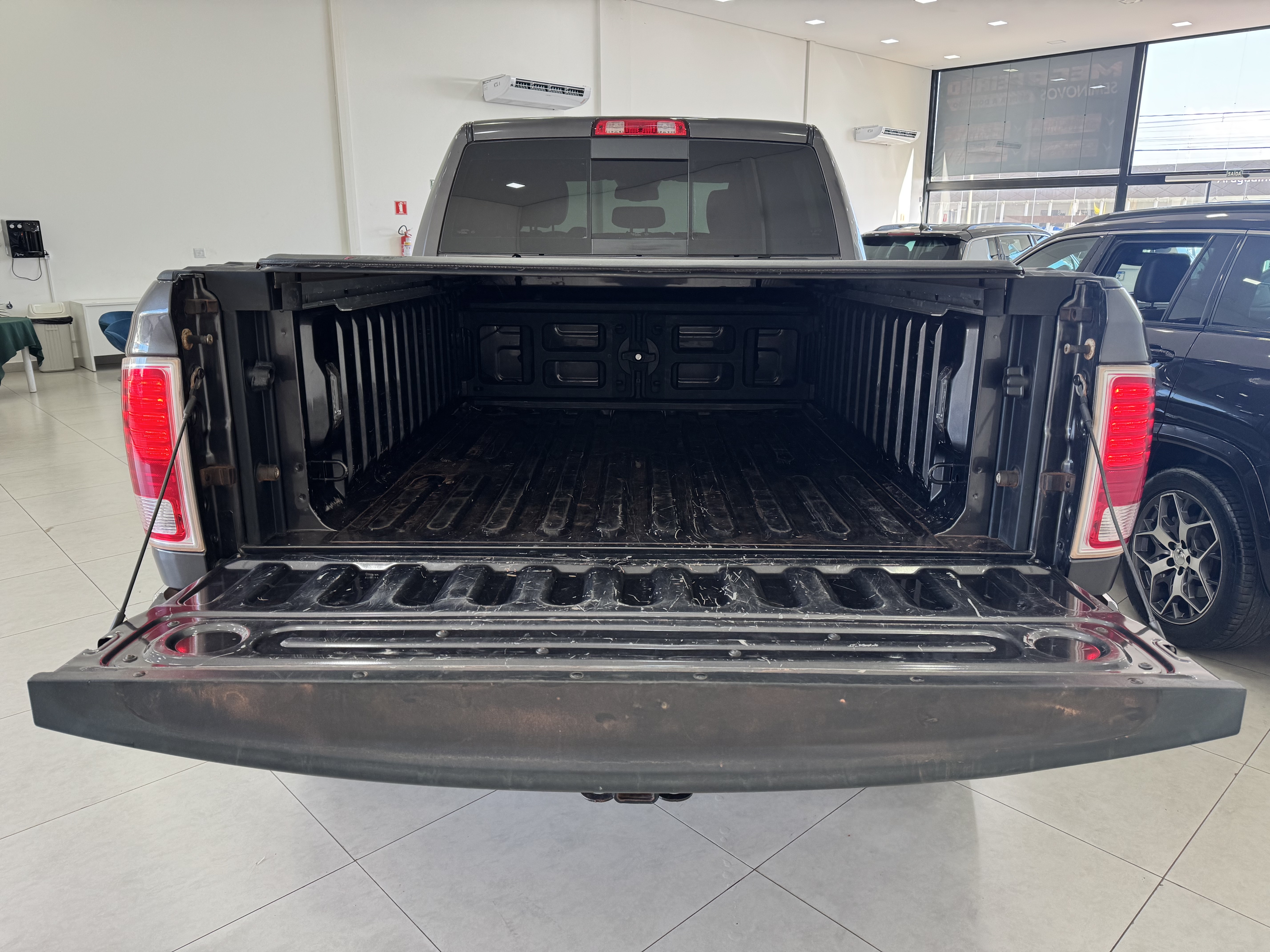 2500 6.7 LARAMIE 4X4 CD I6 TURBO DIESEL 4P AUTOMÁTICO4