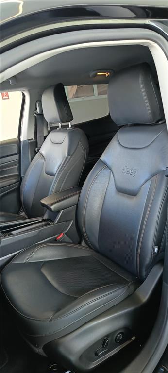 COMPASS 1.3 T270 TURBO FLEX LIMITED AT68