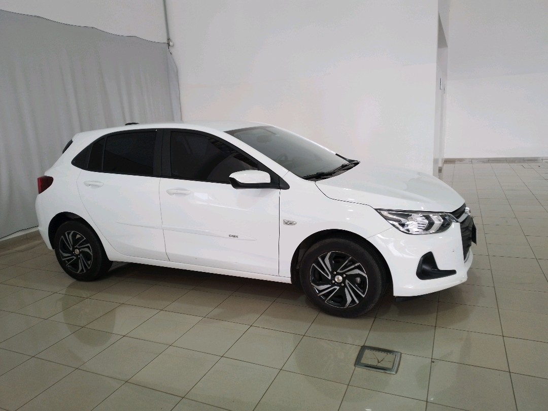 GM - Chevrolet-ONIX-1.0 FLEX LT MANUAL